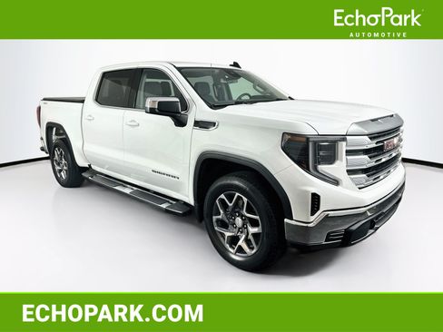 Used 2023 GMC Sierra 1500 SLE AWD/4WD image 1