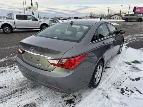 Used 2013 Hyundai Sonata GLS image 3