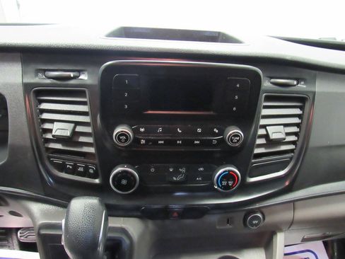 Used 2020 Ford Transit 150 Low Roof RWD image 39