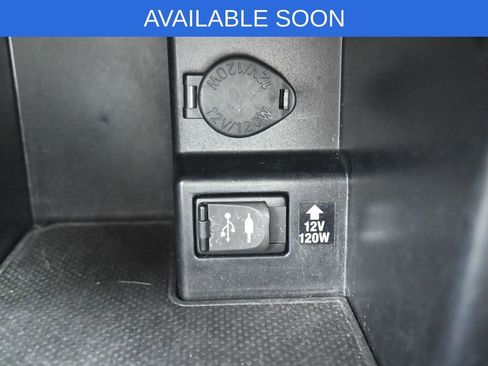 Used 2014 Toyota Camry XLE w/ Leather Package image 24