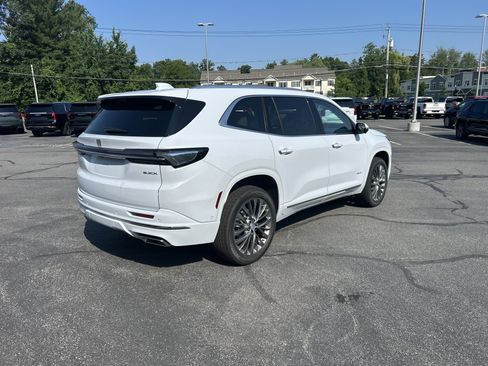 New 2026 Buick Enclave Avenir w/ Super Cruise Package AWD/4WD image 14