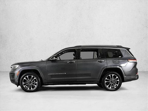 Used 2021 Jeep Grand Cherokee L Overland w/ Luxury Tech Group IV AWD/4WD image 9