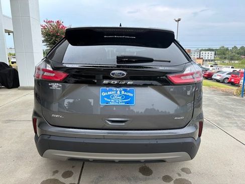 Used 2024 Ford Edge SEL AWD/4WD image 6