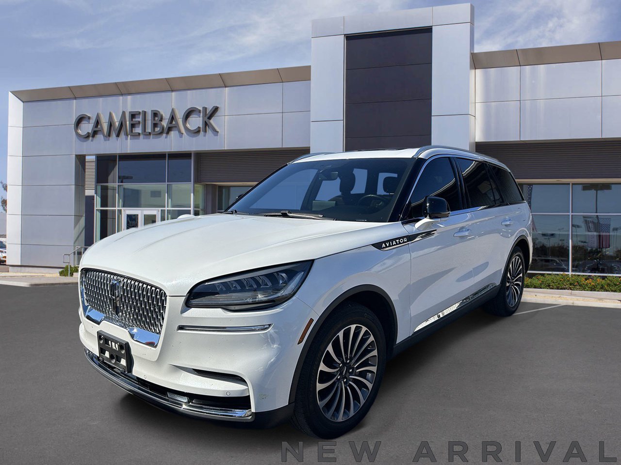 Used 2023 Lincoln Aviator Reserve w/ Elements Package Plus RWD image 12