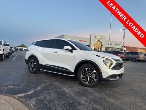Used 2023 Kia Sportage EX image 5