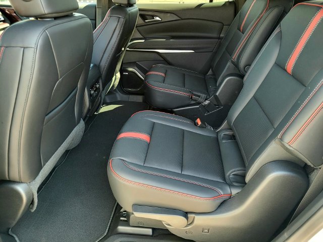 New 2027 Chevrolet Traverse RS AWD/4WD image 11