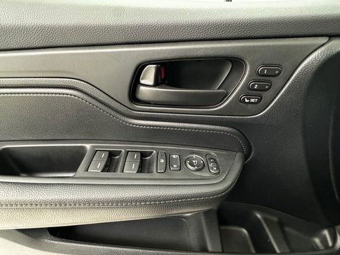 Used 2024 Honda Odyssey Sport image 31