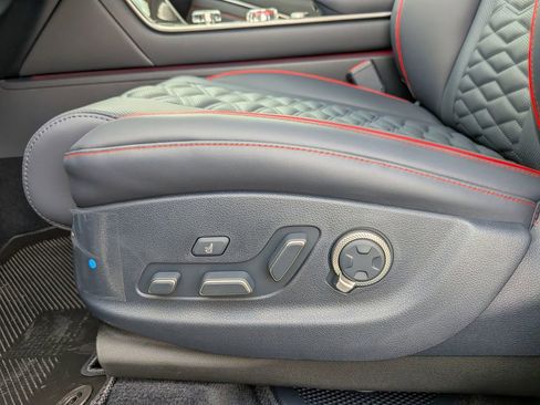 New 2026 Genesis GV80 3.5T e-SC AWD/4WD image 13