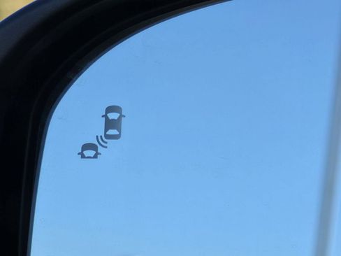 New 2026 Honda HR-V EX-L image 3