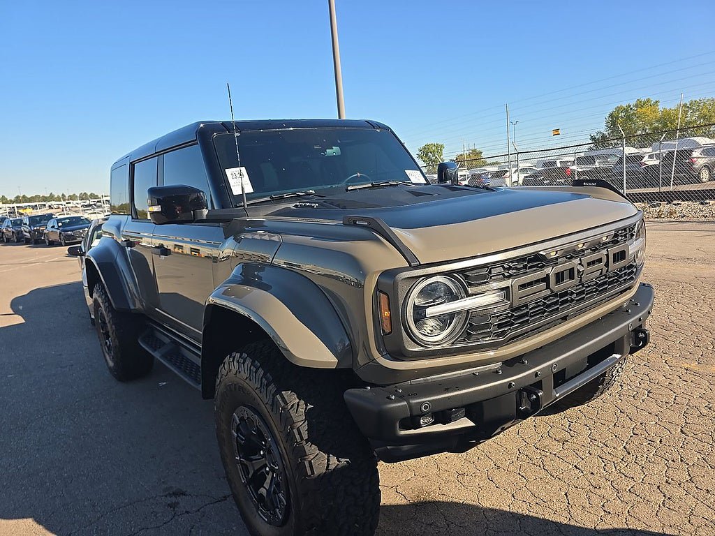Used 2025 Ford Bronco Raptor AWD/4WD image 3