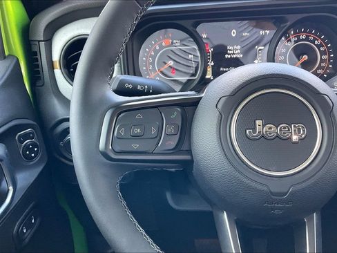 Used 2026 Jeep Wrangler Unlimited Sport AWD/4WD image 10