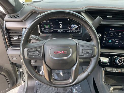 Used 2024 GMC Sierra 2500 AT4 w/ AT4 Premium Plus Package image 13