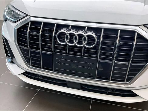 Used 2023 Audi Q3 2.0T Premium w/ Convenience Package AWD/4WD image 31