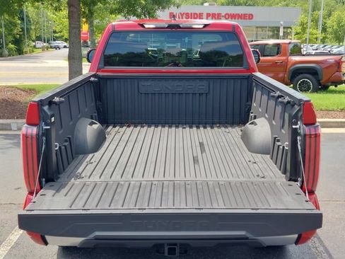Used 2025 Toyota Tundra Limited AWD/4WD image 9