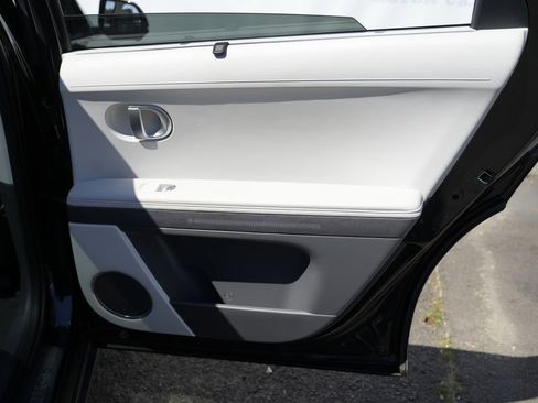 Used 2024 Hyundai Ioniq 5 Limited AWD/4WD image 36