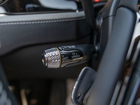 Used 2025 Bentley Flying Spur Plug-In Hybrid AWD/4WD image 21