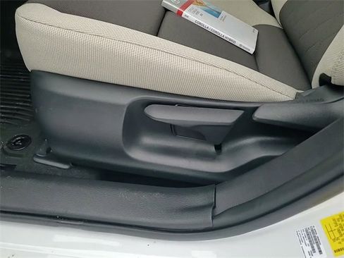 Used 2026 Toyota Corolla LE image 10