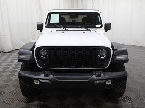 Used 2025 Jeep Wrangler Sport image 36
