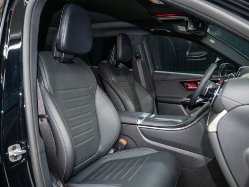 Certified 2026 Mercedes-Benz GLC 300 4MATIC image 13