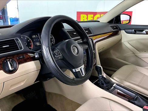 Used 2014 Volkswagen Passat 1.8T Wolfsburg Edition image 14
