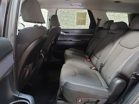 Used 2022 Hyundai Palisade SE FWD image 11