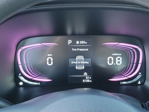 Used 2025 Kia Soul LX image 10