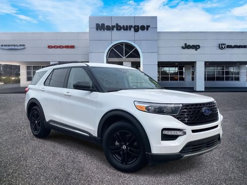 Used 2023 Ford Explorer XLT w/ Equipment Group 202A image 1