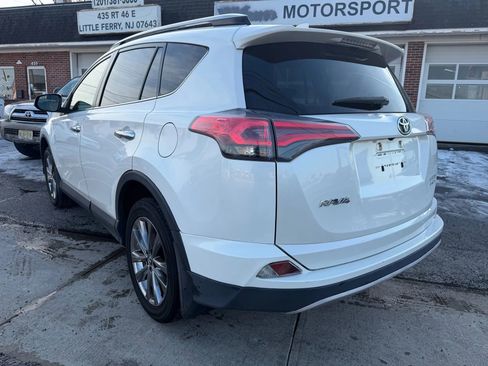 Used 2018 Toyota RAV4 Limited AWD/4WD image 7