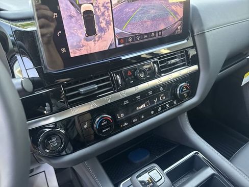 New 2026 Nissan Pathfinder SL AWD/4WD image 25