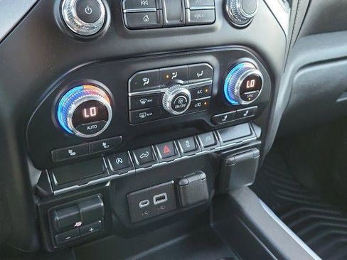Used 2021 GMC Sierra 1500 Elevation w/ Preferred Package image 24