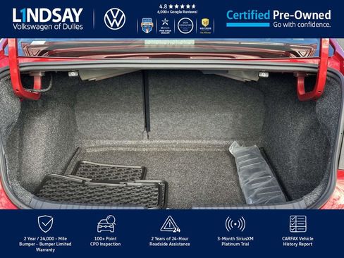 Certified 2024 Volkswagen Jetta SE w/ Panoramic Sunroof Package image 15