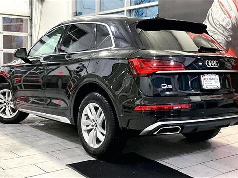Certified 2023 Audi Q5 2.0T Premium w/ Convenience Package image 11
