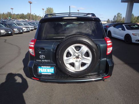 Used 2009 Toyota RAV4 Limited AWD/4WD image 4