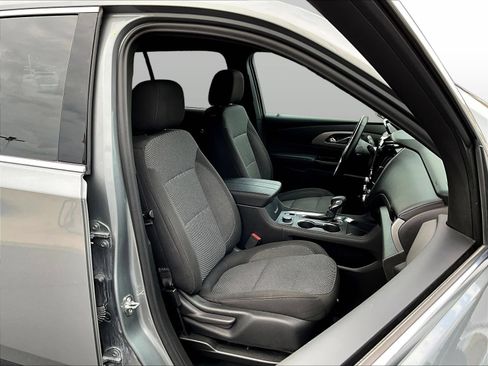 Used 2023 Chevrolet Traverse LT w/ LPO, Floor Liner Package AWD/4WD image 32