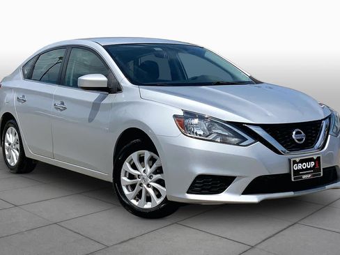Used 2018 Nissan Sentra SV FWD image 3