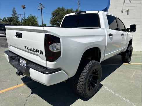 Used 2019 Toyota Tundra SR5 AWD/4WD image 6