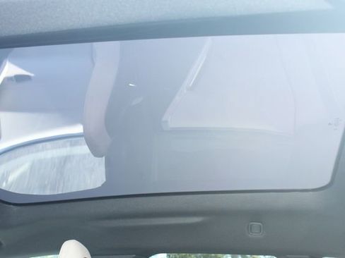 New 2026 BMW iX xDrive60 image 23