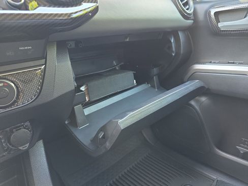 Used 2023 Toyota Tacoma SR5 w/ Technology Package RWD image 27