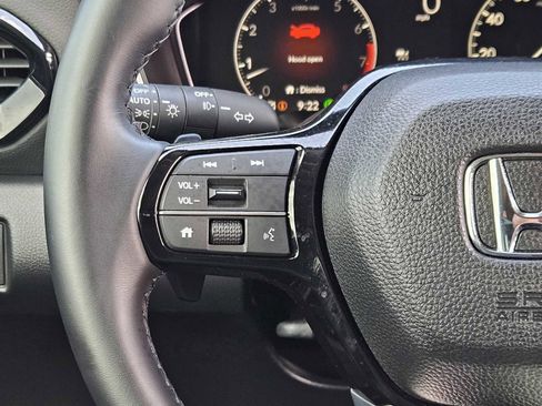 Used 2025 Honda Pilot Touring image 27