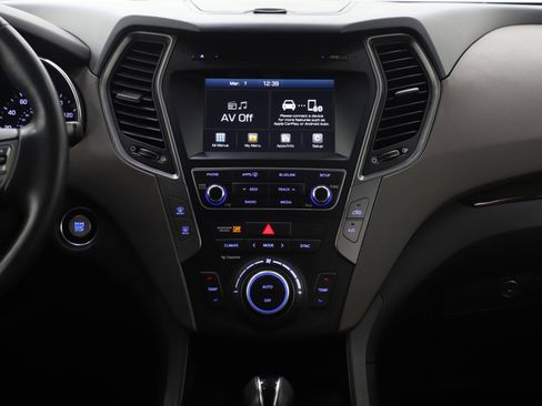 Used 2017 Hyundai Santa Fe Sport 2.0T image 17