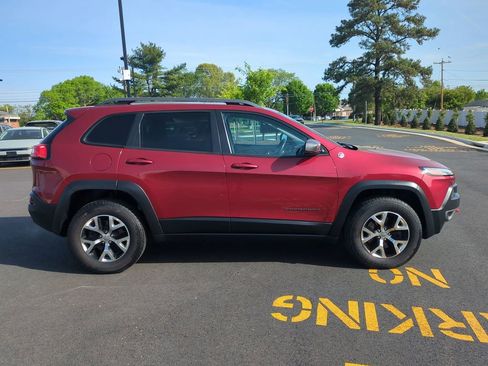 Used 2015 Jeep Cherokee Trailhawk w/ Comfort/Convenience Group image 3