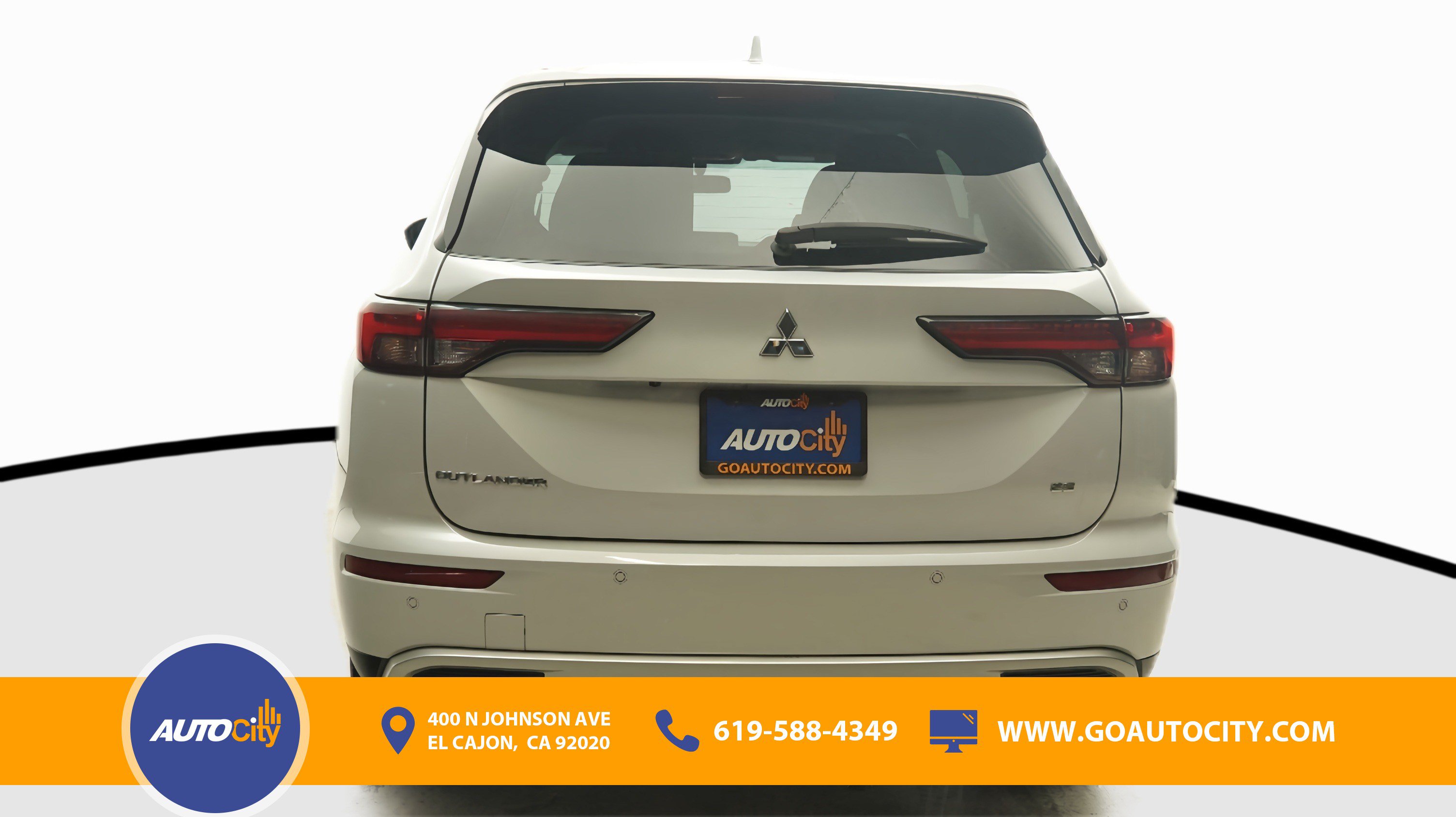 Used 2024 Mitsubishi Outlander SE AWD/4WD image 12