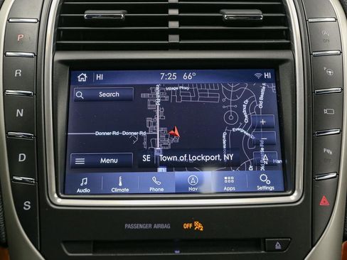 Used 2020 Lincoln Nautilus Reserve w/ Equipment Group 201A image 32