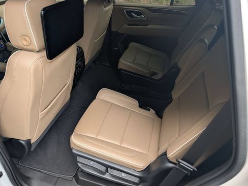 Used 2021 Chevrolet Tahoe Premier AWD/4WD image 23
