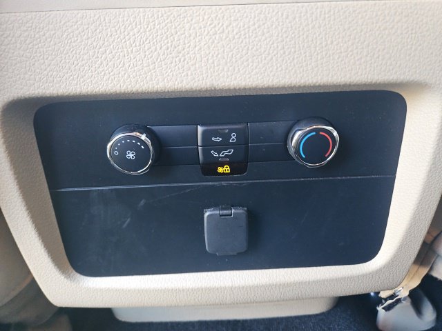 Used 2016 Ford Expedition EL XL RWD image 20