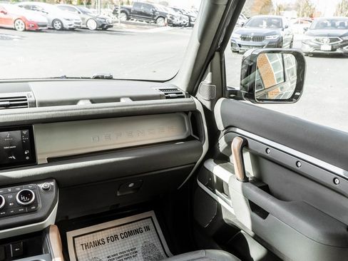 Used 2023 Land Rover Defender 110 S image 12