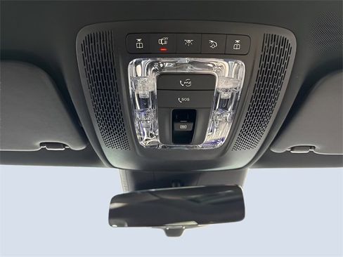 Used 2024 Mercedes-Benz CLA 250 4MATIC image 25