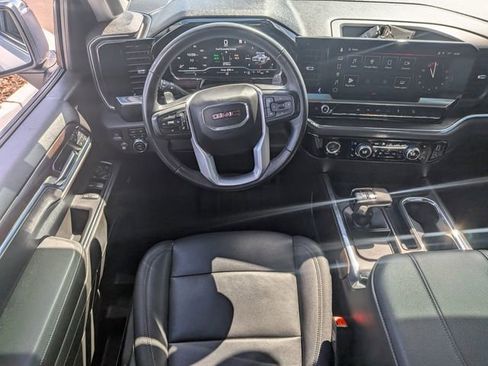 Used 2023 GMC Sierra 1500 SLT w/ SLT Premium Package image 16