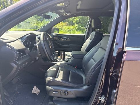 Certified 2023 Chevrolet Traverse High Country w/ LPO, Cargo Package AWD/4WD image 5