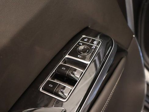 New 2026 Cadillac Escalade Luxury w/ LPO, Radiant Package image 10